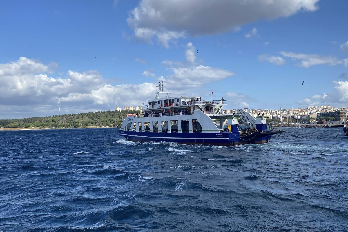 Gökçeada ve Bozcaada'ya yarın yapılacak tüm feribot seferleri iptal edildi