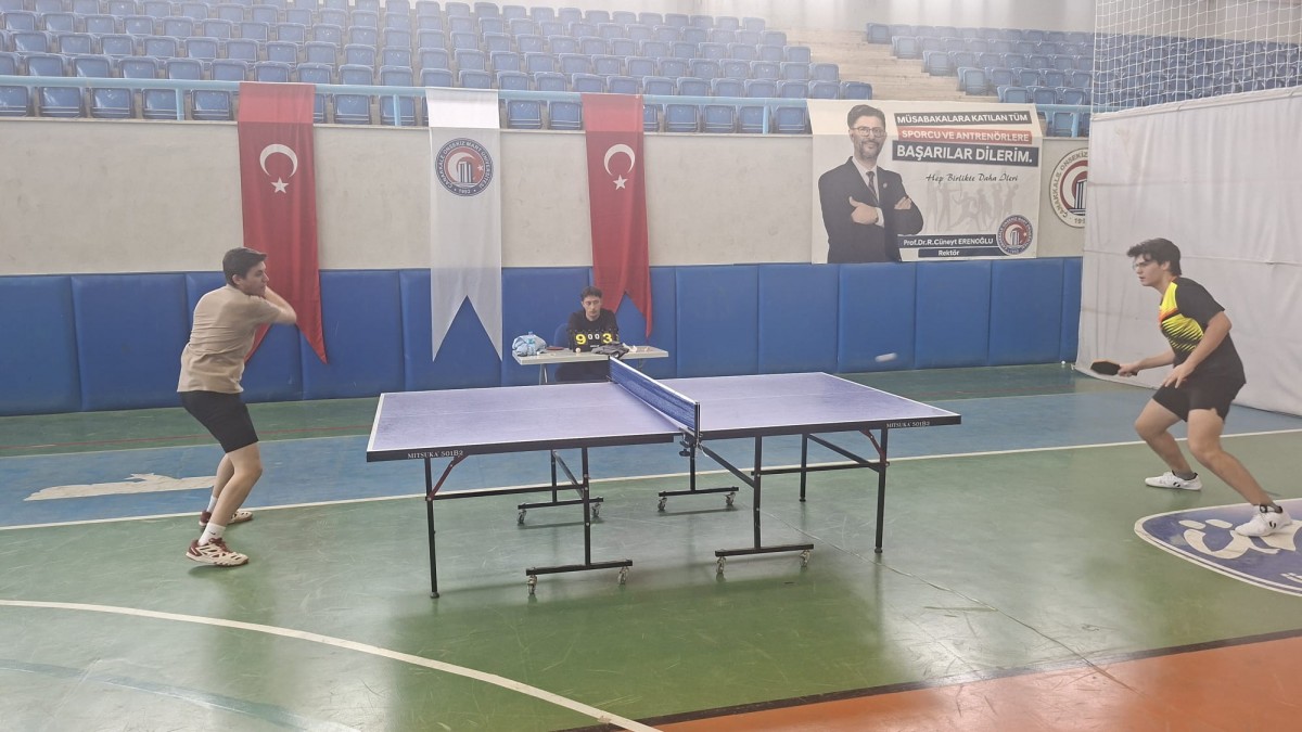 ÇOMÜ’de Raketler Yarıştı: 