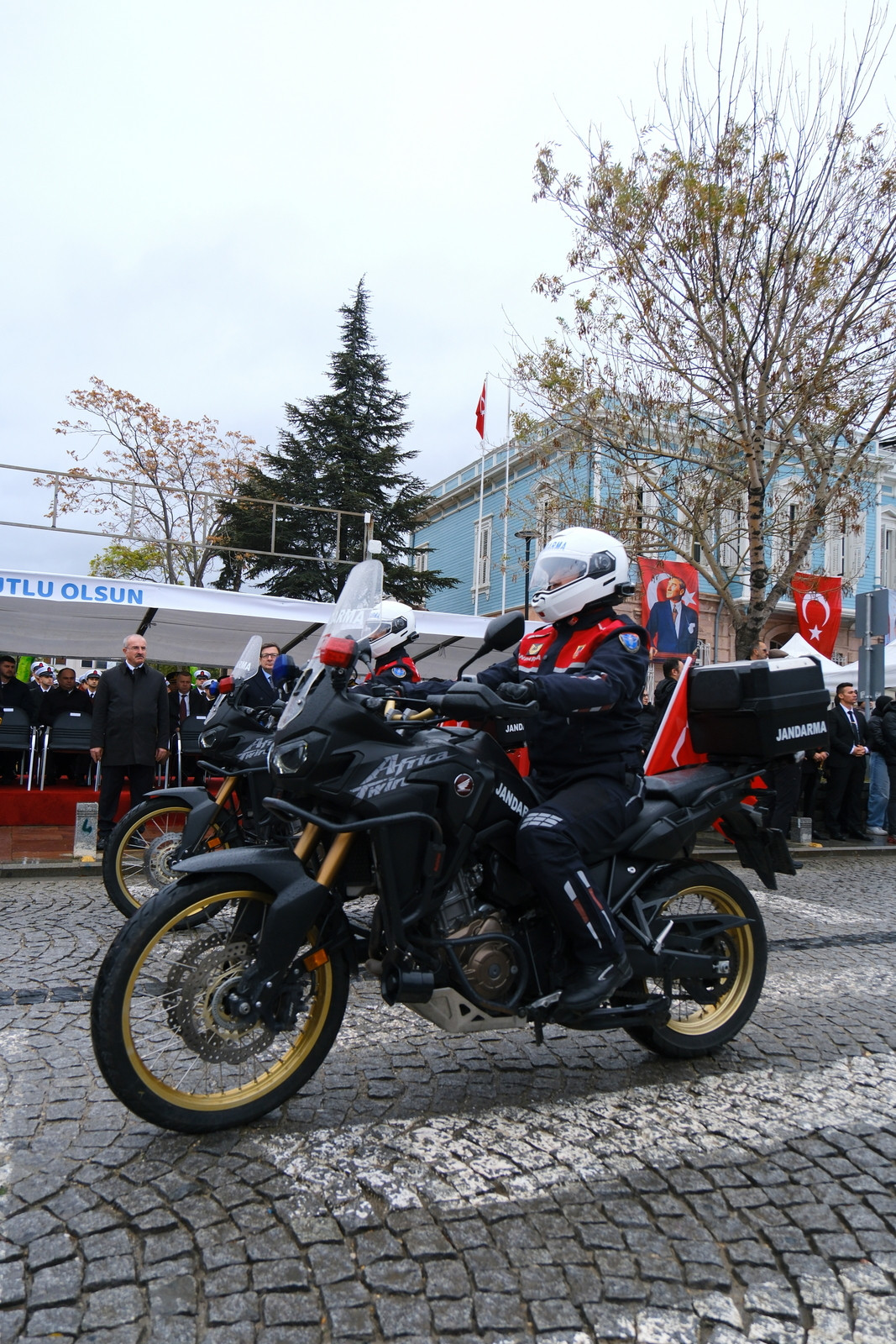 Çanakkale’de 29 Ekim Cumhuriyet Bayramı Törenle Kutlandı fotoğraf 20
