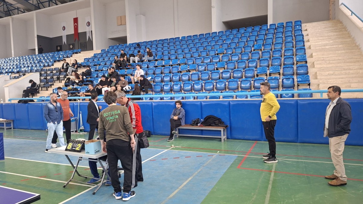 ÇOMÜ’de Raketler Yarıştı: 