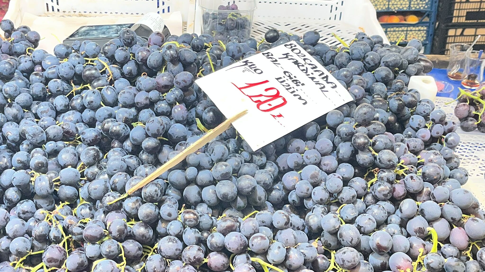 Çanakkale pazarında dikkat çeken sabah fiyatları