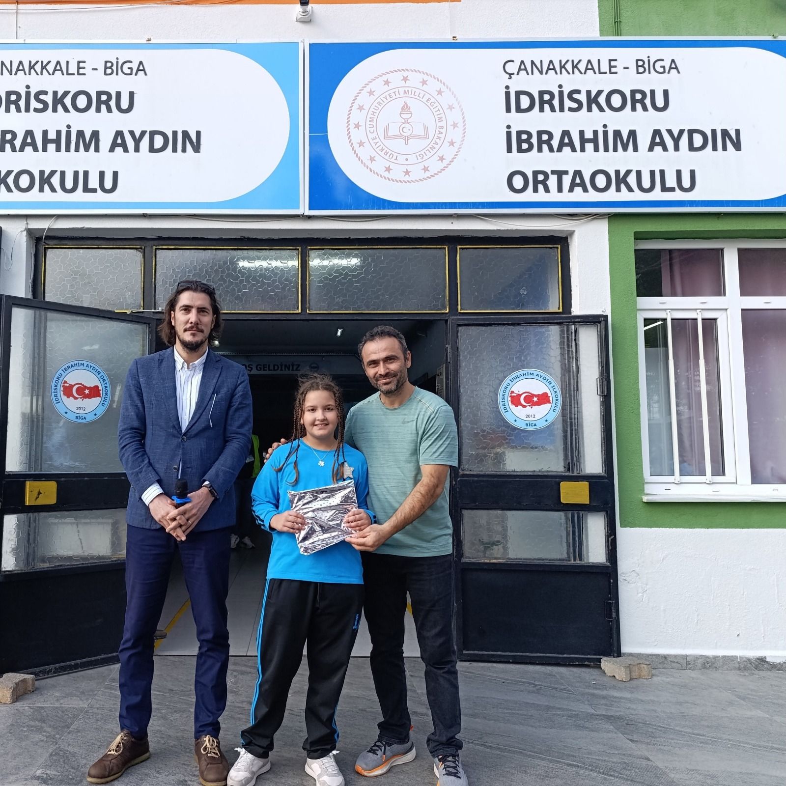 Bigalı Öğrenci Cumhuriyet Için Çizdi, Ikinci Oldu!