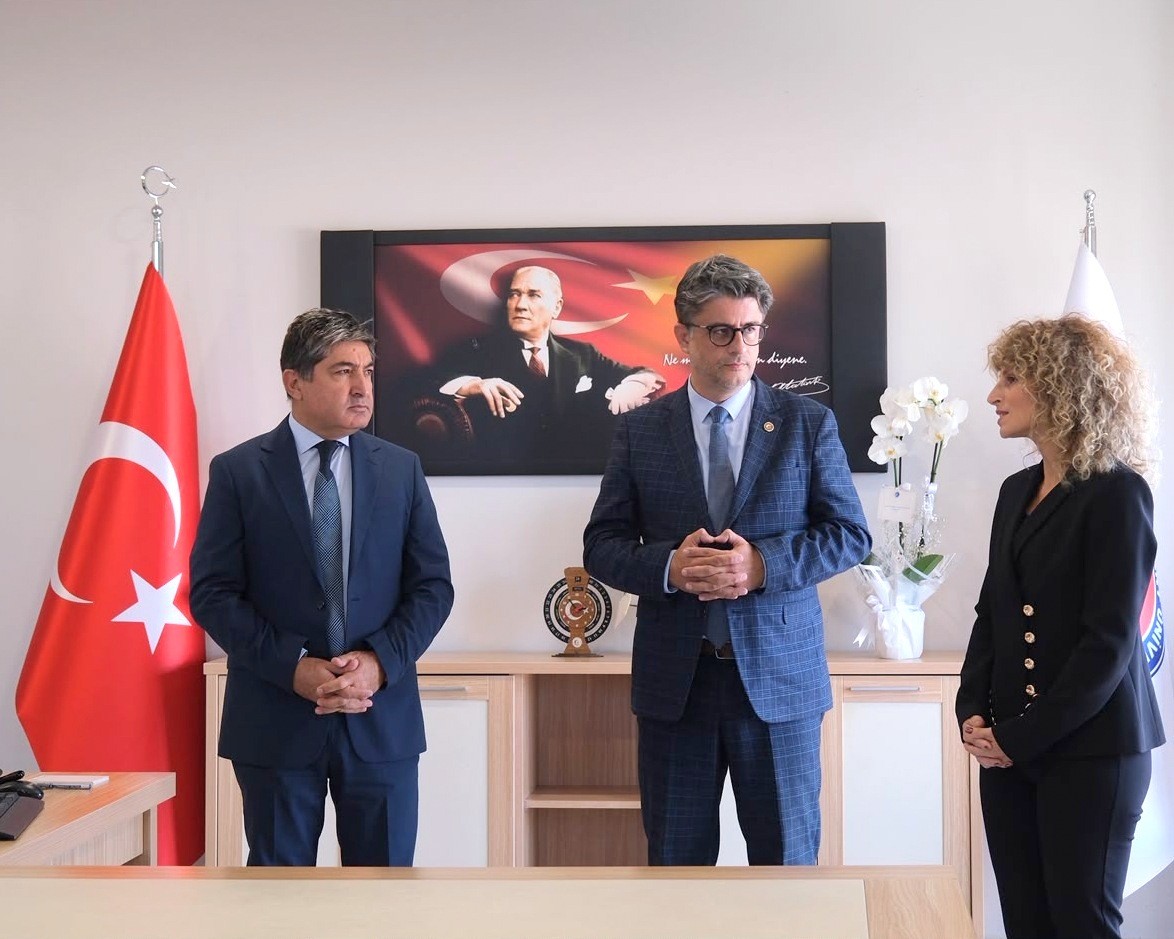 ÇOMÜ Spor Bilimleri Fakültesinde Devir Teslim Töreni Gerçekleştirildi fotoğraf 2