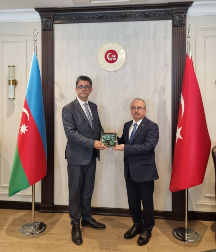 Rektörümüz Prof. Dr. Ramazan Cüneyt Erenoğlu, T.C. Bakü Büyükelçisi Prof. Dr. Birol Akgün’ü Makamında Ziyaret Etti