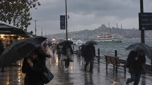 Meteoroloji'den İstanbul dahil 20 ile sarı kodlu uyarı! Sağanak ve fırtına geliyor