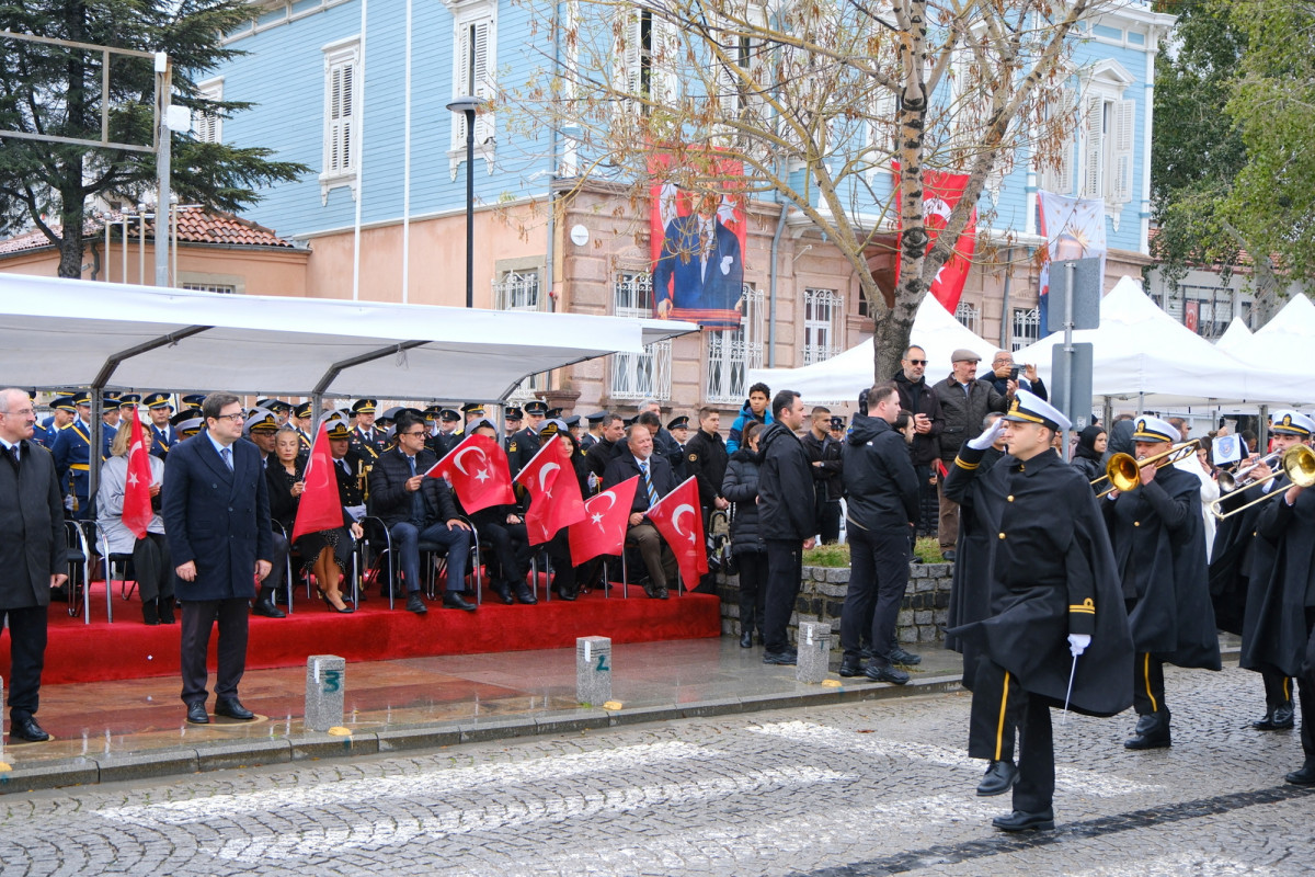 Çanakkale’de 29 Ekim Cumhuriyet Bayramı Törenle Kutlandı fotoğraf 14