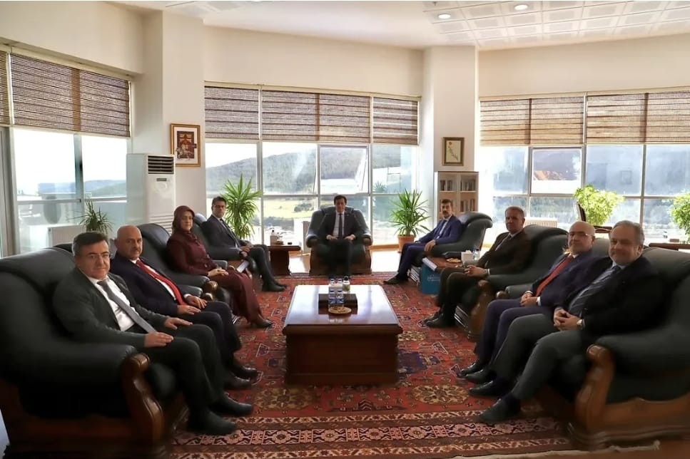 ÜAK Yönetim Kurulu Toplantısı Ardahan Üniversitesi Ev Sahipliğinde Gerçekleştirildi fotoğraf 3