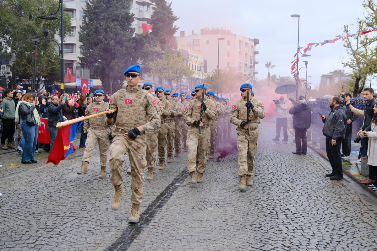 Çanakkale’de 29 Ekim Cumhuriyet Bayramı Törenle Kutlandı fotoğraf 9