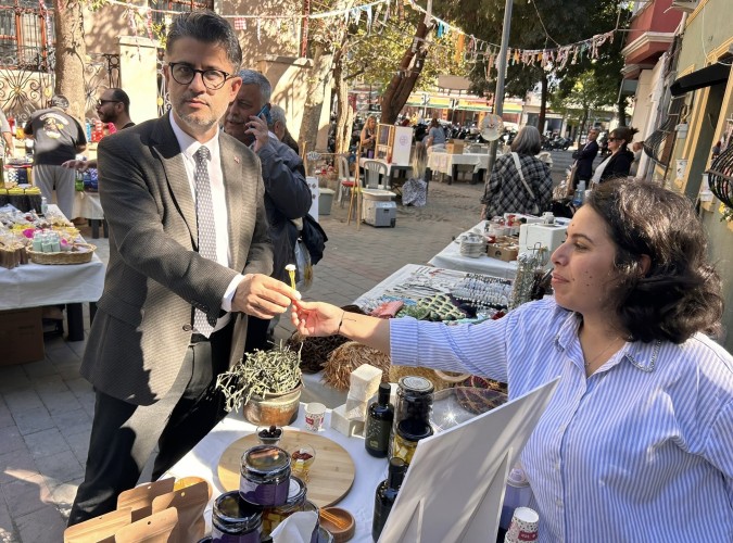 Rektör Erenoğlu Fevzipaşa Mahallesi’nde Vatandaşlarla Bir Araya Geldi