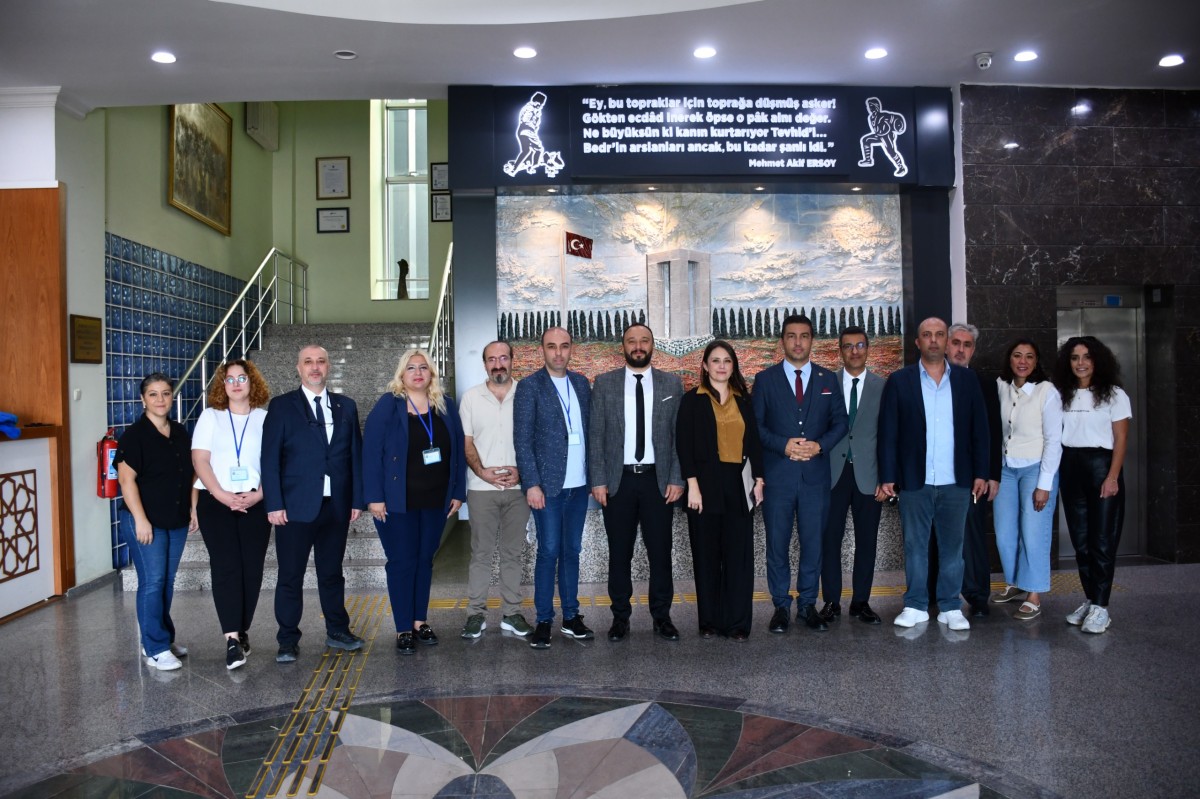 ÇOMÜ Turizm Fakültesi Turizm İşletmeciliği Bölümünde TURAK Ara Değerlendirme Süreci Gerçekleştirildi fotoğraf 1