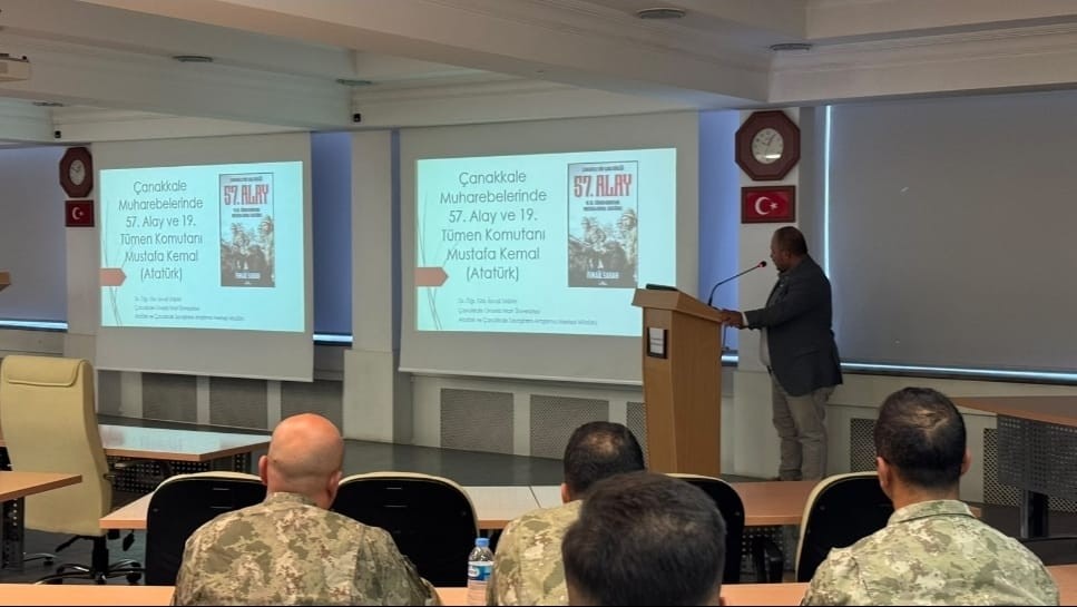 Cepheden İnsanlık Dersleri: Dr. İsmail Sabah’tan 57. Piyade Alayında “Kahramanlık ve Örnek Merhamet” Konferansı fotoğraf 7
