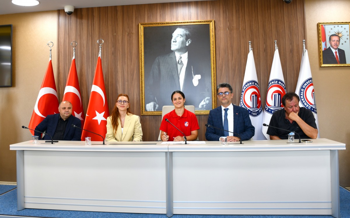 ÇOMÜ Kadın Voleybol Takımı Tarihinde İlk Kez 2. Lig’de fotoğraf 4