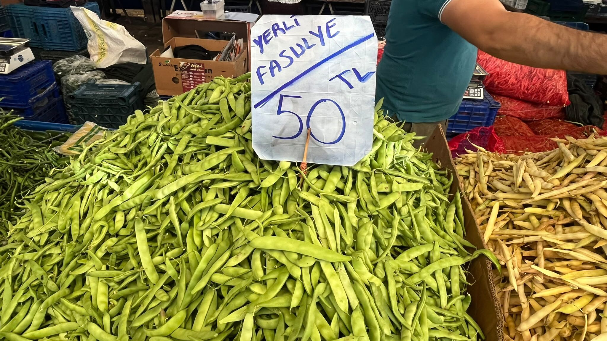 Çanakkale pazarında dikkat çeken sabah fiyatları