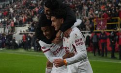 Derbi öncesi ligde hata yapmadı