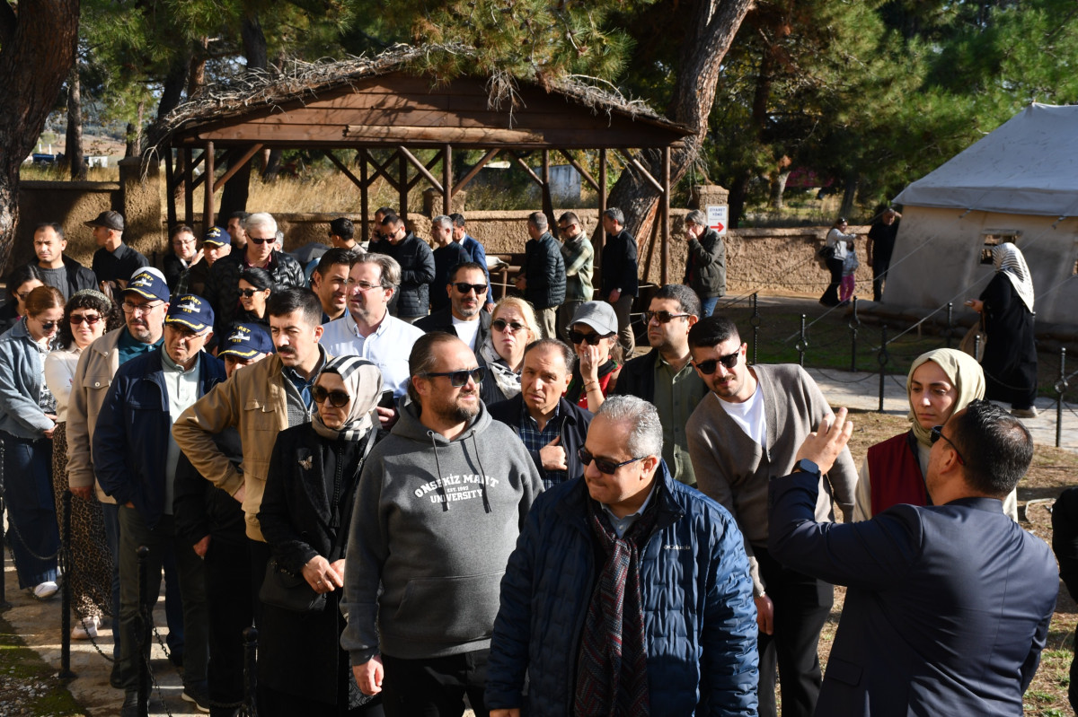 ÇOMÜ Ev Sahipliğinde Gerçekleştirilen ÜAK Yönetim Kurulu Toplantısı İle Türkiye Yükseköğretiminin Kalbi Çanakkale’de Attı fotoğraf 31