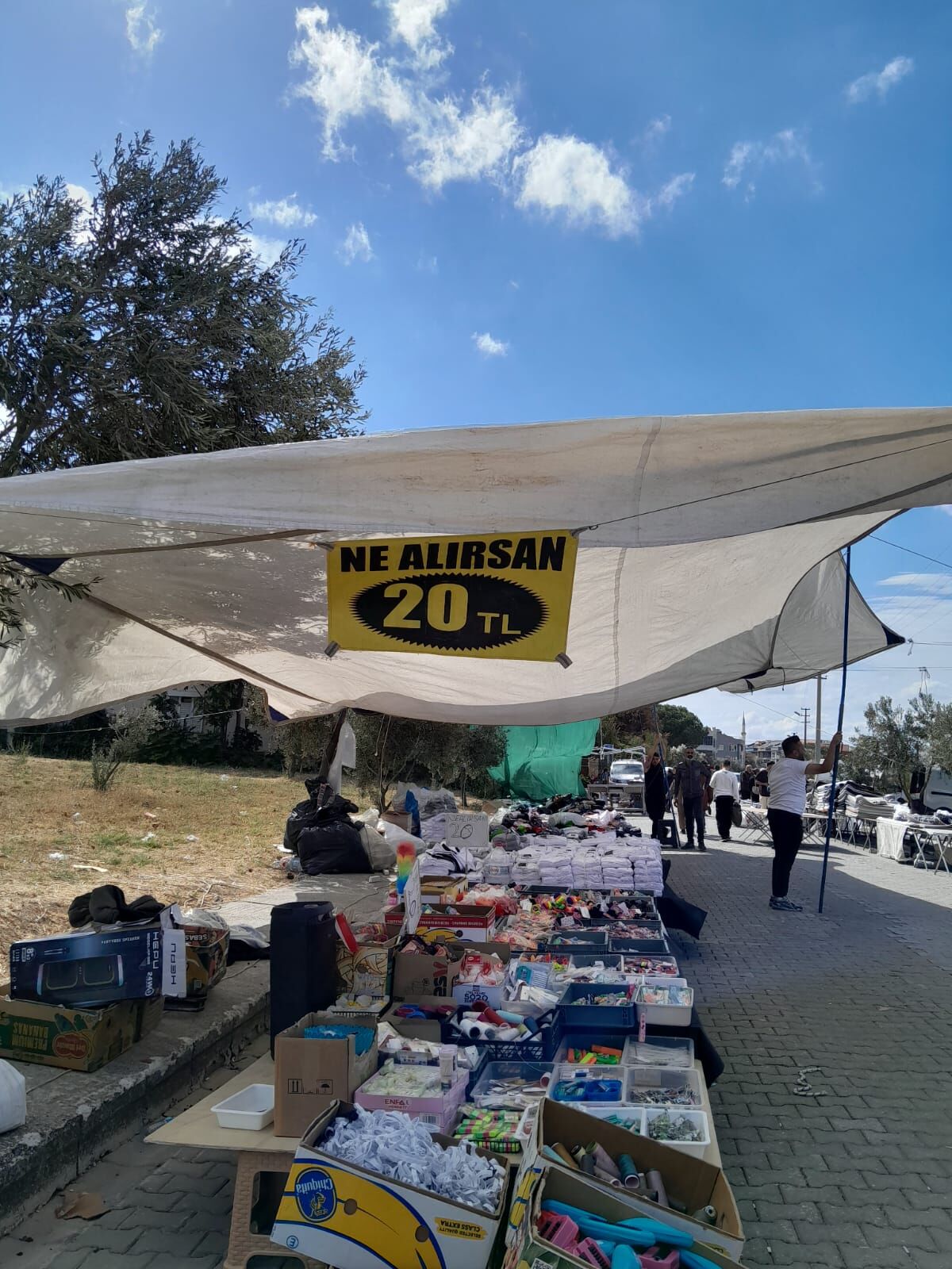 Çanakkale Kepez Panayırında son gün fiyatlar ucuzladı