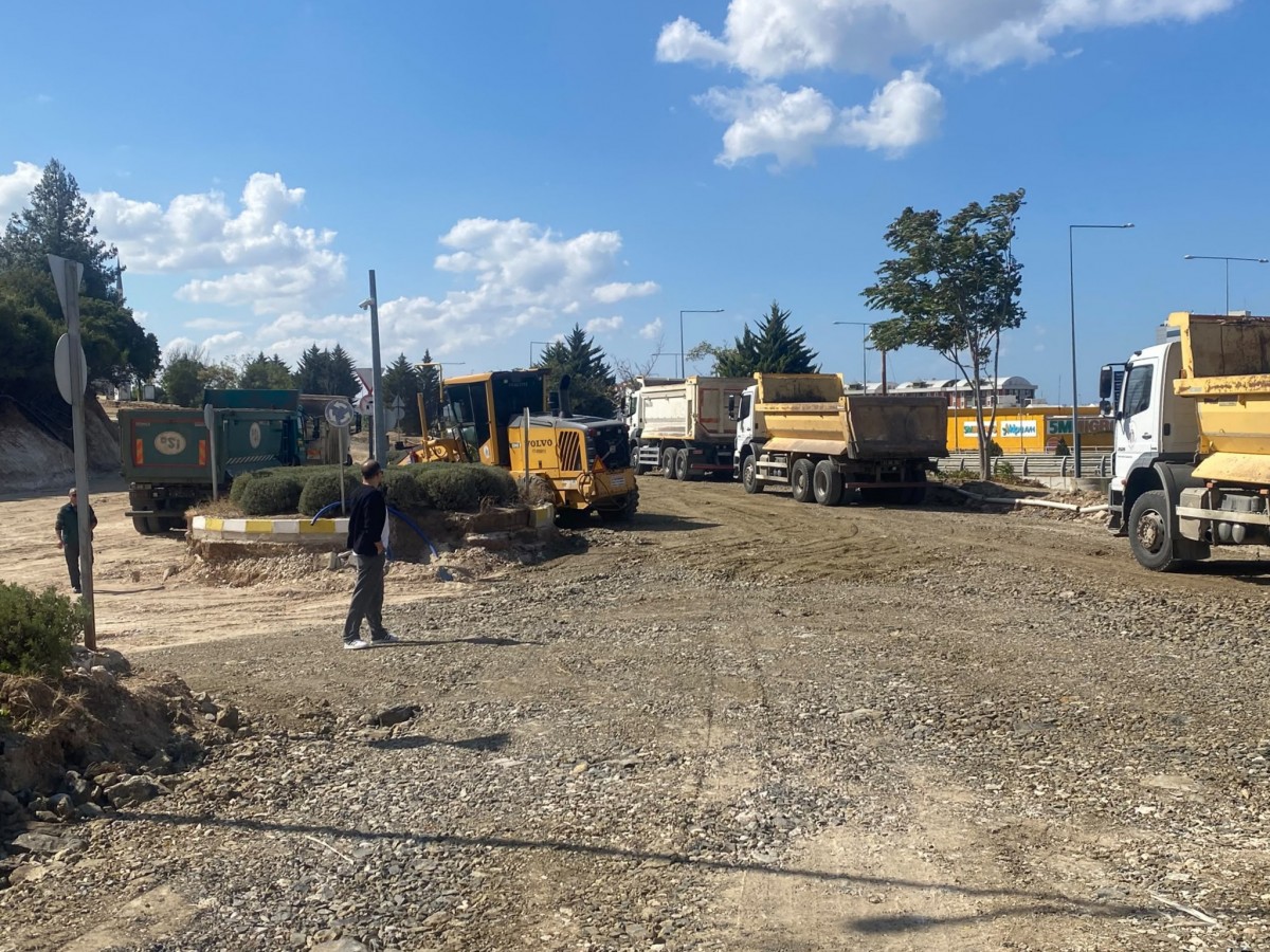 Çanakkale Onsekiz Mart Üniversitesi Terzioğlu Yerleşkesi’nde Ulaşım Konforu ve Altyapı Güçleniyor fotoğraf 1