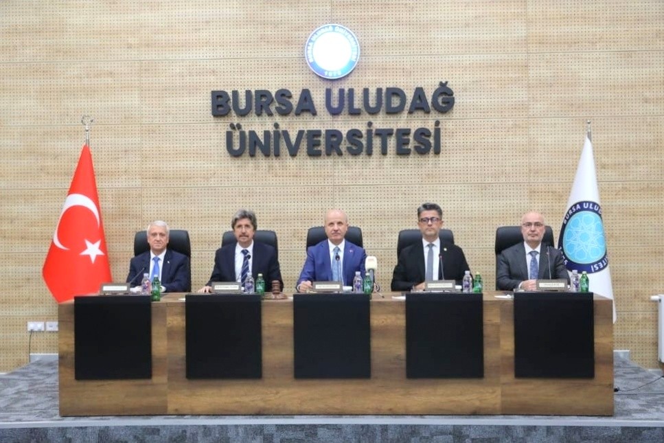 ÜAK Yönetim Kurulu Bursa’da Toplandı: Yükseköğretimde Eğitim Programlarının Geleceği Ele Alındı fotoğraf 1